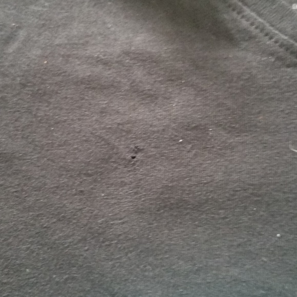 2 old navy tanks one black t shirt and shorts - Picture 6 of 6